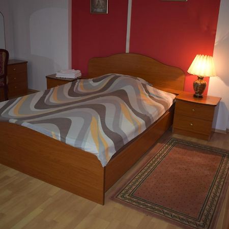 Klara'S Apartment Ni 外观 照片
